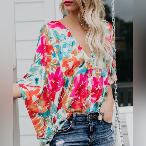 Vici Tops - Vici Collection Tropicana Floral Kimono Top Size Small Colorful Button Front